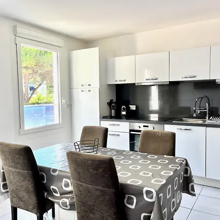 La Riviera A Cinq Minutes Des Plages Centre-ville De Motte Appartement